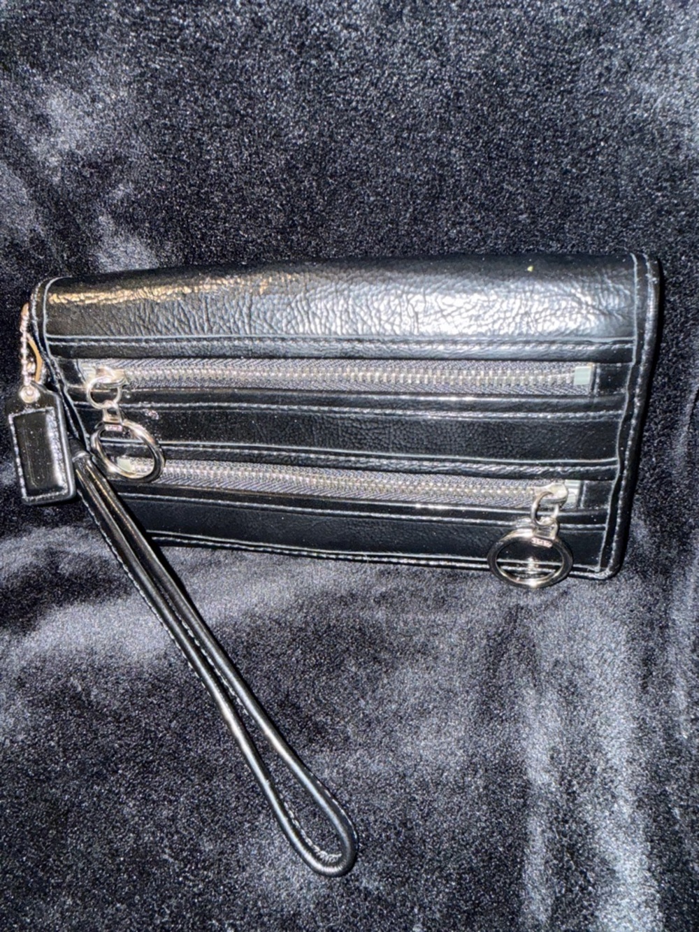Coach Black Leather Wristlet Clutch with Zip Pocket Accents - Picture 4 of 11